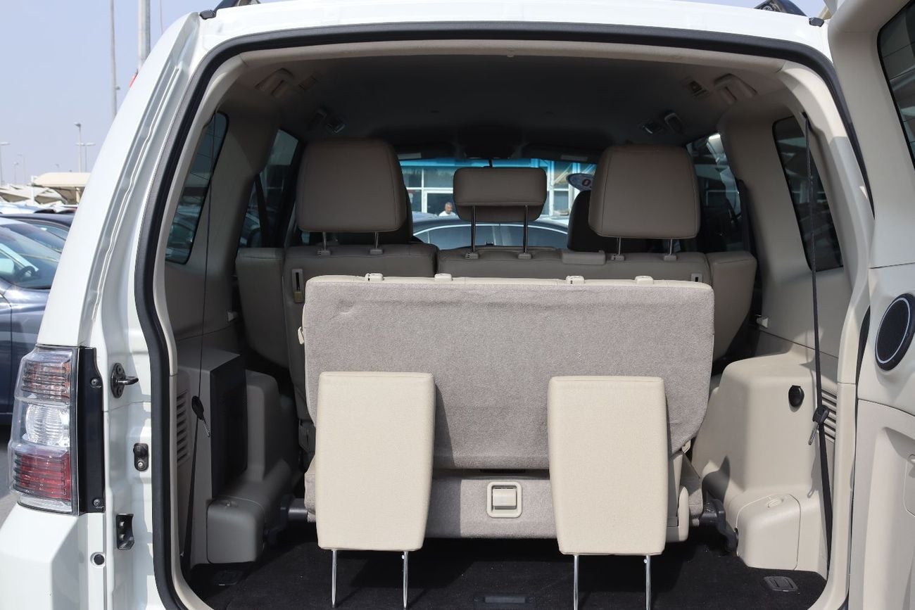 ميتسوبيشي باجيرو ميتسوبيشي باجيرو 2020- خليجى - بدون حوادث -  3.8L - (6)V -عدد7مقاعد - بحاله ممتازه