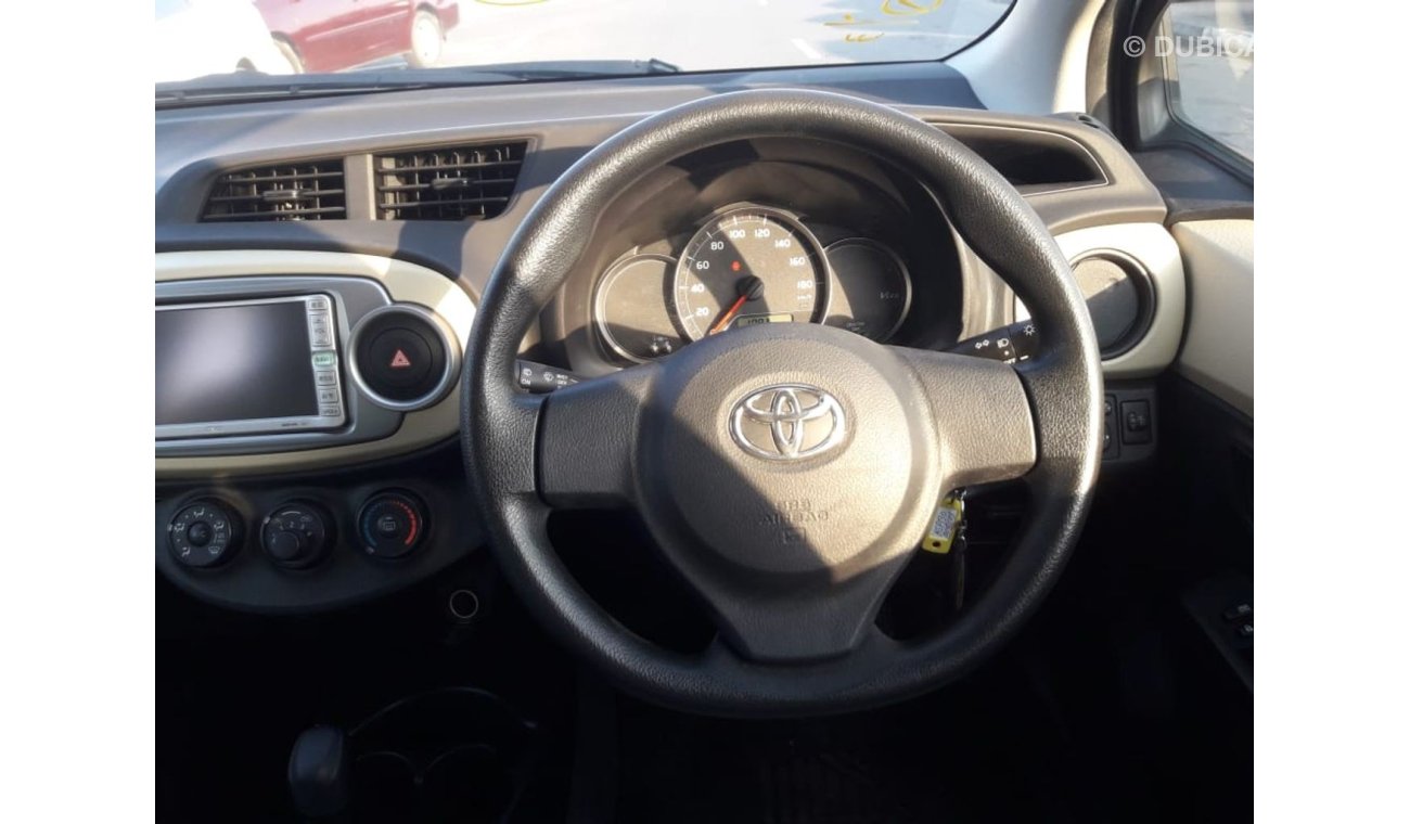 تويوتا فيتز Toyota Vitz RIGHT HAND DRIVE (Stock no PM 73 )