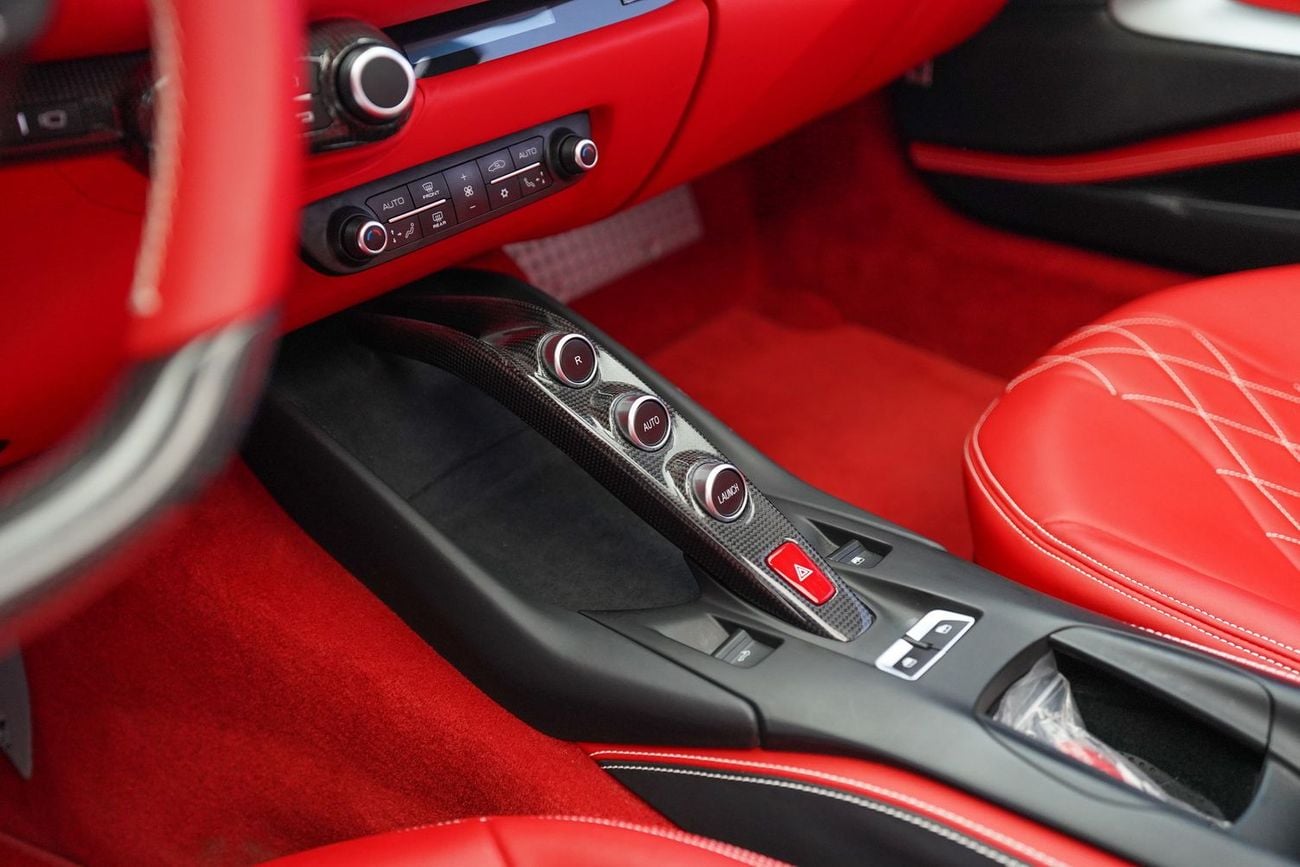 فيراري 812 GTS