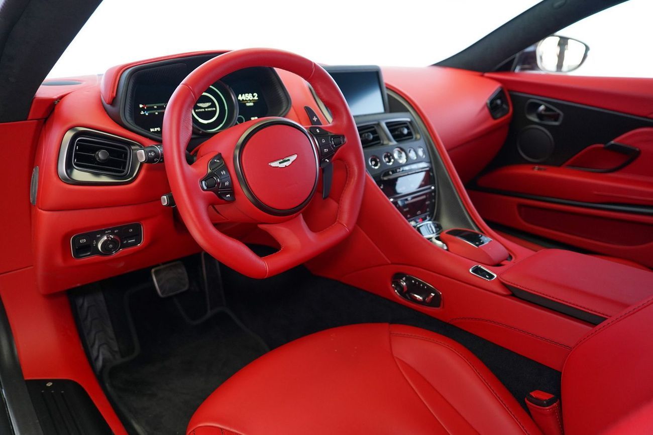 Aston Martin DB11 AMR 5.2L