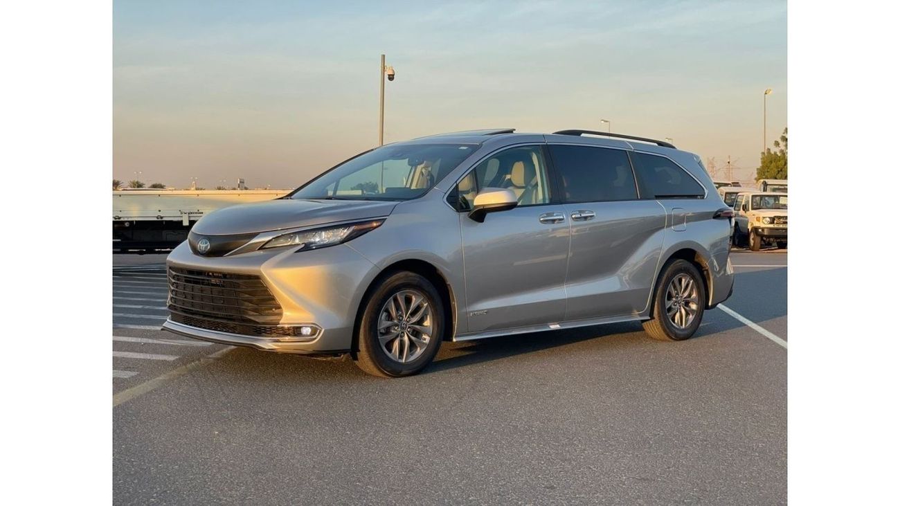 Toyota Sienna 2021 Toyota Sienna XLE Hybrid 2.5L V4 Full Option Automatic - 7 Seater