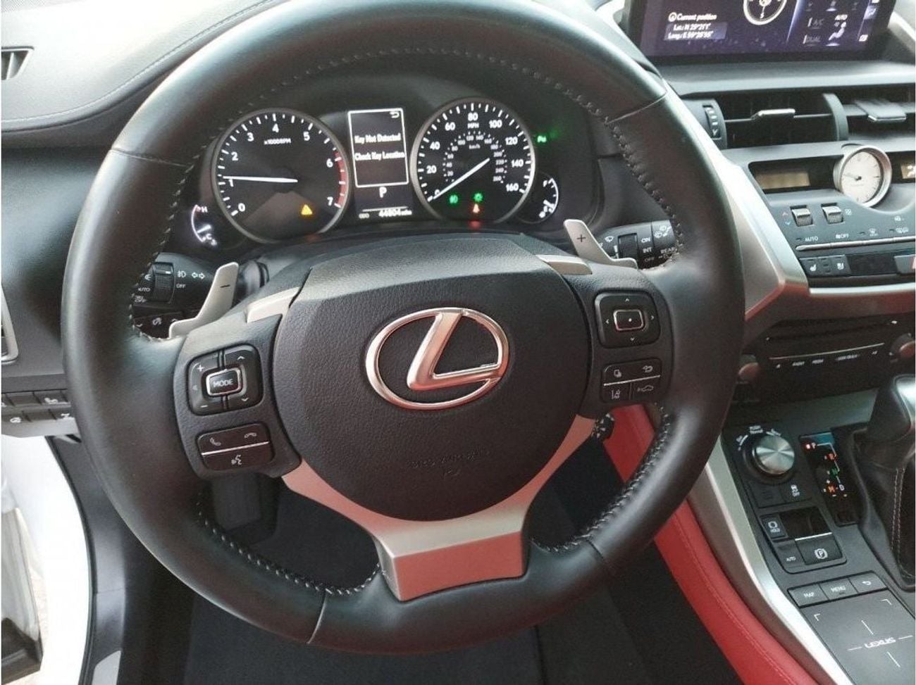 لكزس NX 300 F-SPORT F سبورت بلاتينوم