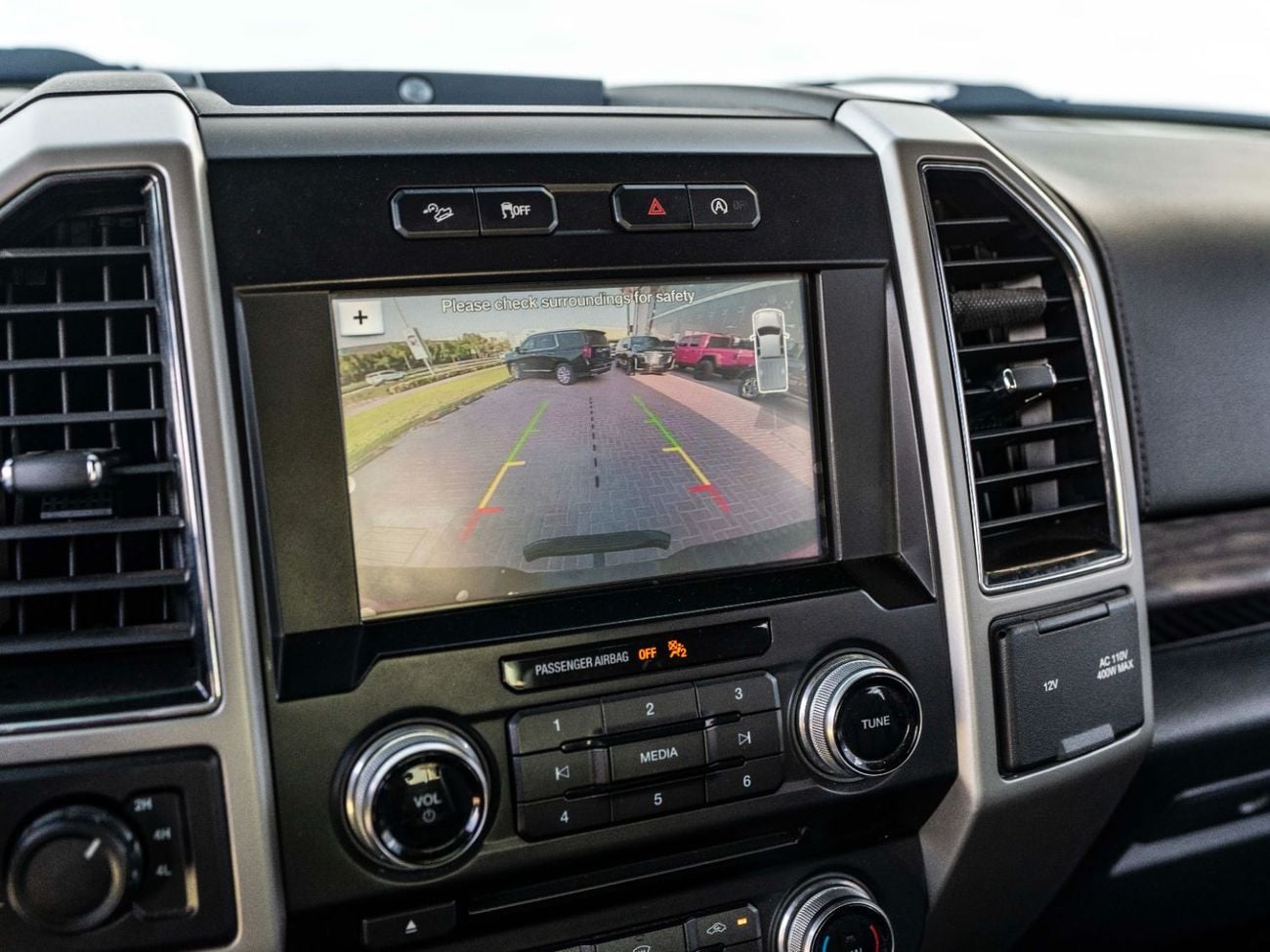 Ford F-150 LARIAT