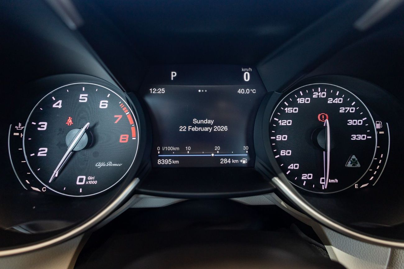 ألفا روميو جوليا Quadrifoglio 2.9L (510 HP)