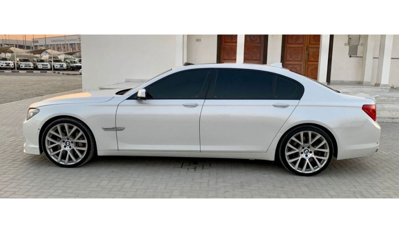 BMW 750Li BMW 750 LI / BODY KIT ALBAIN / 2012 / GCC / IN VERY GOOD CONDITION