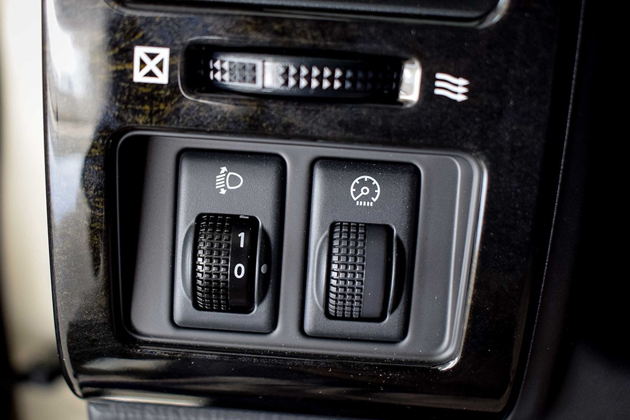 نيسان باترول سوبر سفاري //LOWEST PRICE //AGENCY CAR + WARRANTY //2020 BRAND NEW Patrol Super Safari //4.8L