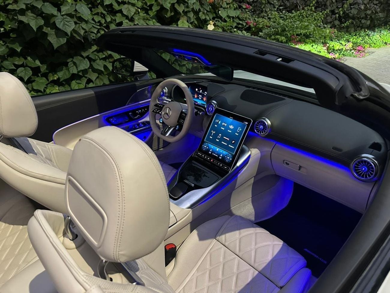 مرسيدس بنز SL 55 AMG Roadster 4Matic+