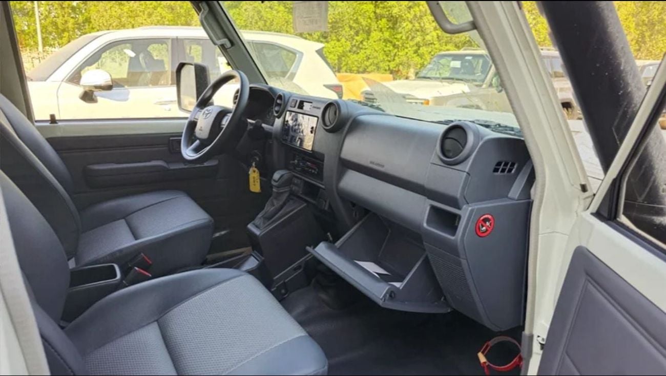 تويوتا لاند كروزر 70 TOYOTA LC78 HARDTOP AT 2.8 2025