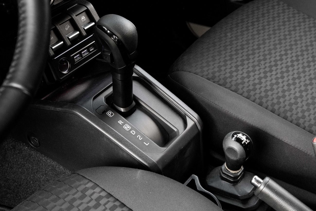 Suzuki Jimny Jimny GLX | 1,371 P.M | 0% Downpayment | Suzuki Warranty!