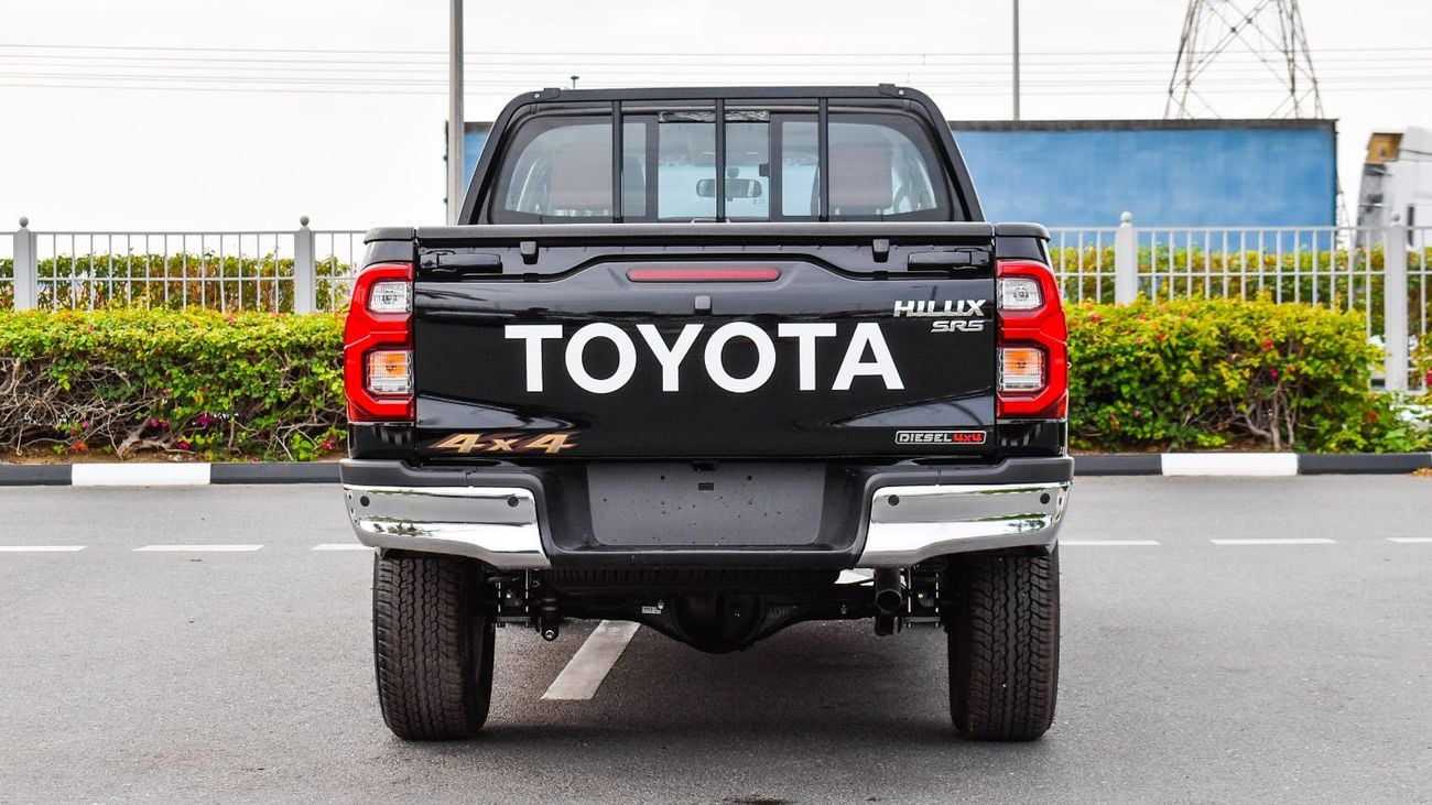 Toyota Hilux ECT0054 - Toyota Hilux DCab - 2.4L Diesel Auto Black-Red - Key Start, Auto AC