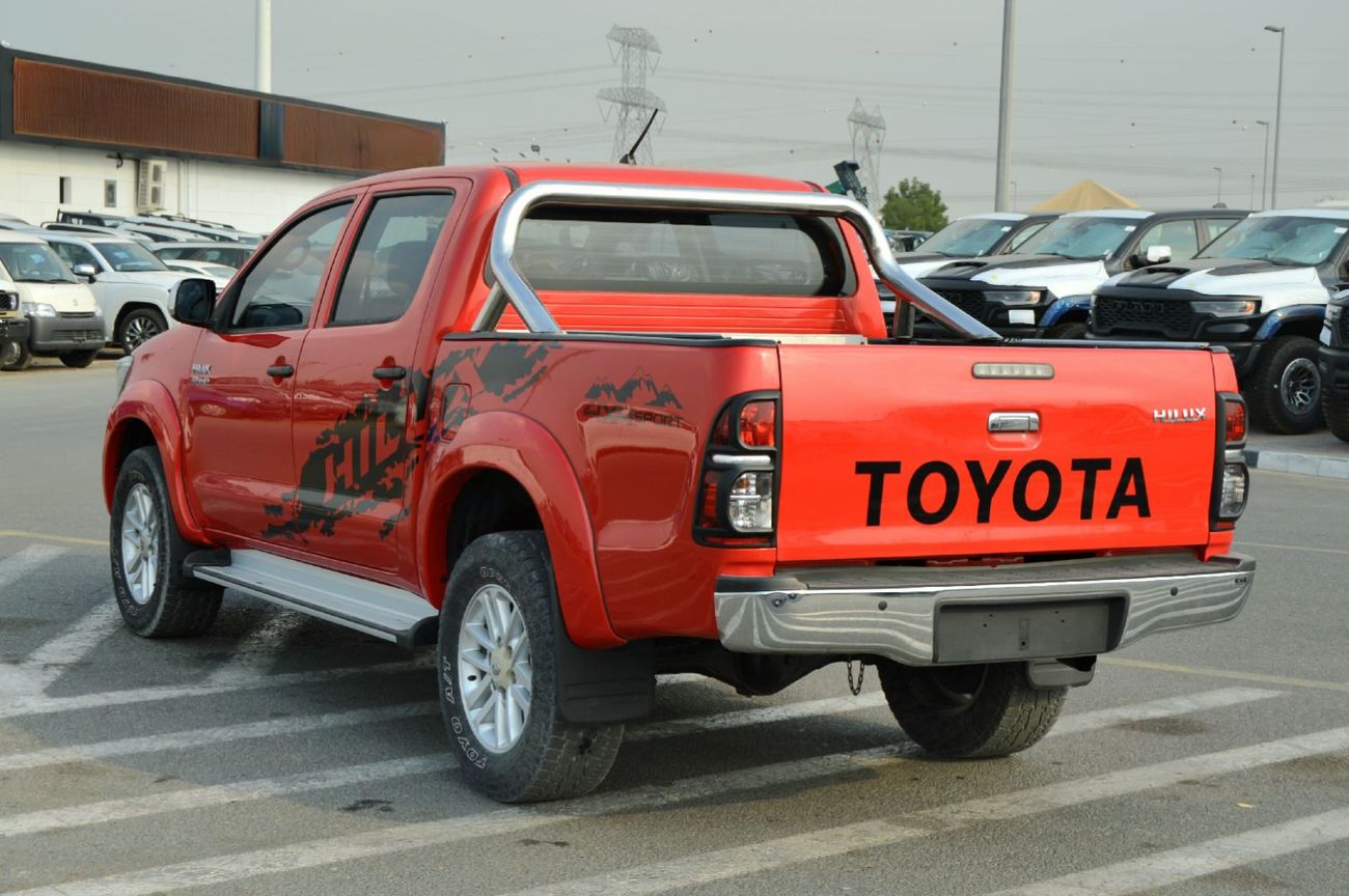 تويوتا هيلوكس Double Cubin  Right Hand Drive  Model: 2015 Engine: 3.0L 1KD
