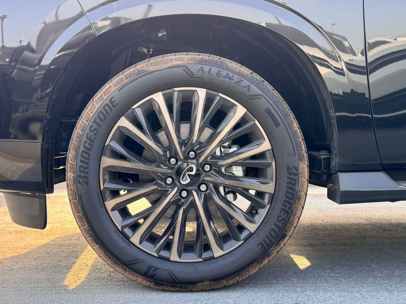 Infiniti QX80 Autograph Captain Chairs 3.5L