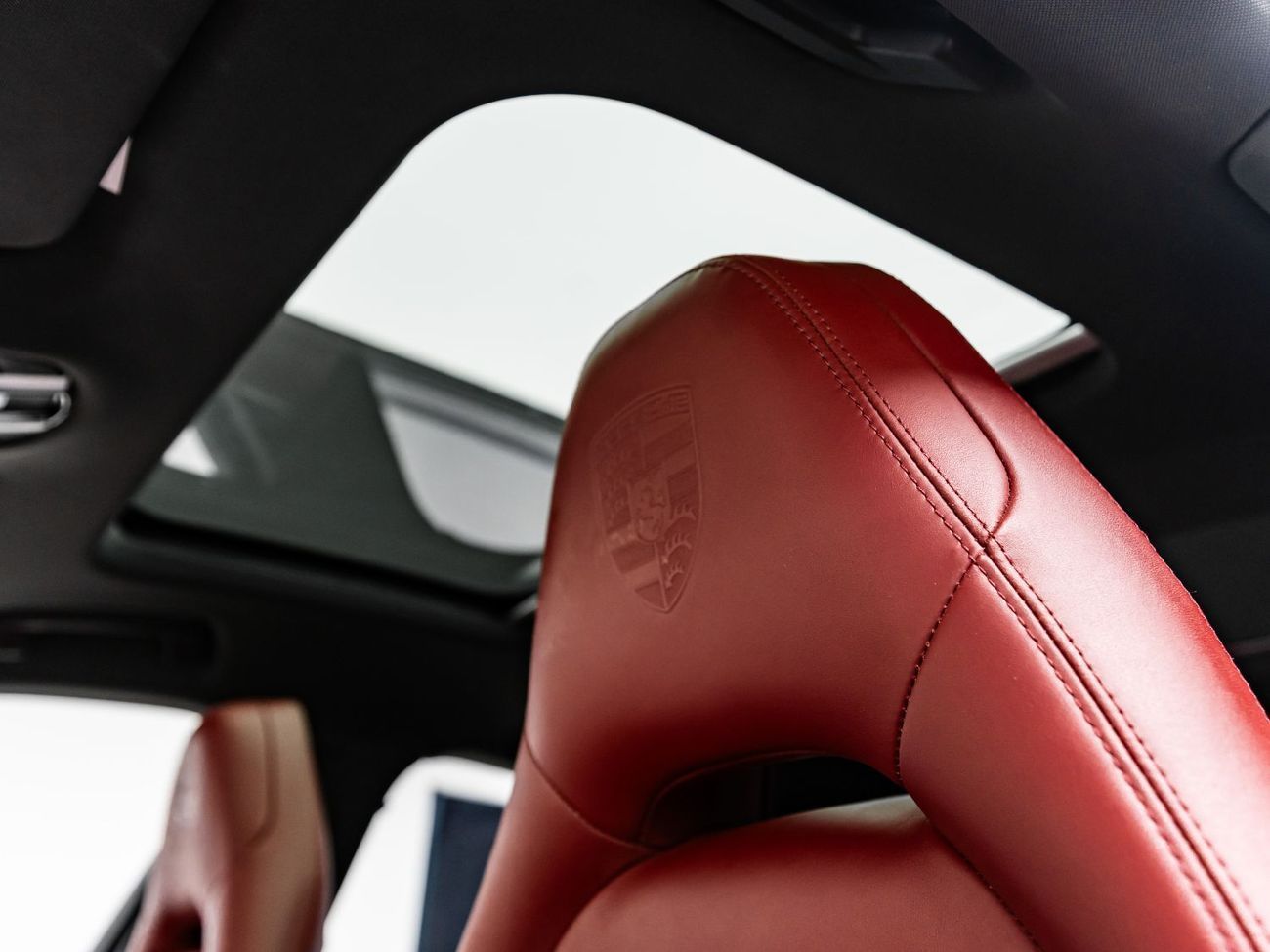 Porsche Panamera 4 3.0L 2023 Porsche Panamera, 2.9TC V6 RWD, 325bhp, 8 Speed PDK Automatic