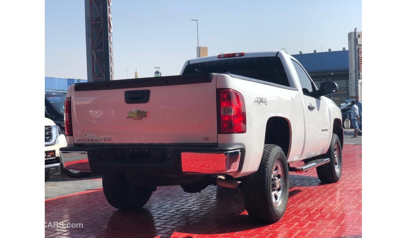 Chevrolet Silverado 2 Door GCC Specs