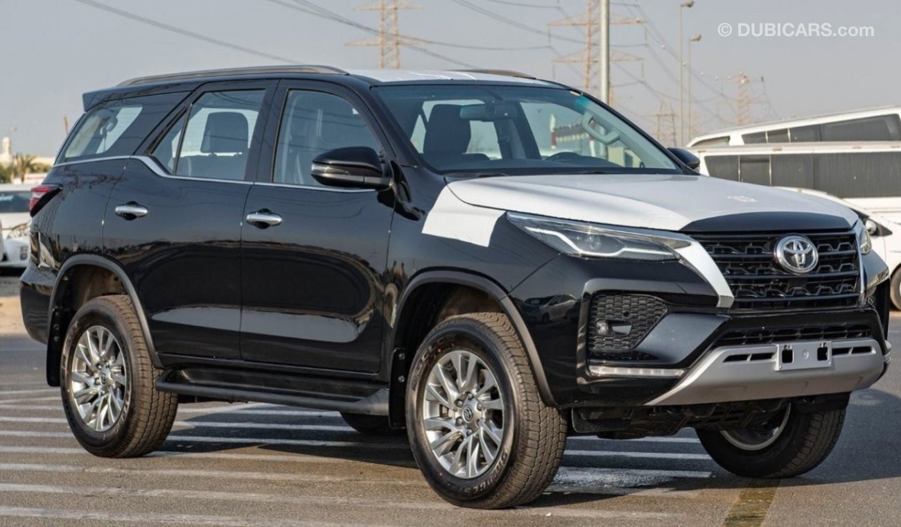 تويوتا فورتونر 2.8L DSL A / T 4X4 - خيار كامل