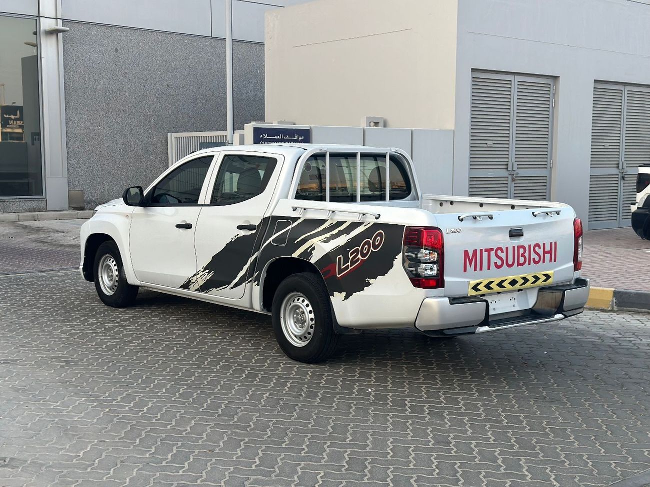 Mitsubishi L200 GL 2.4L (128 HP) Double Cab Utility