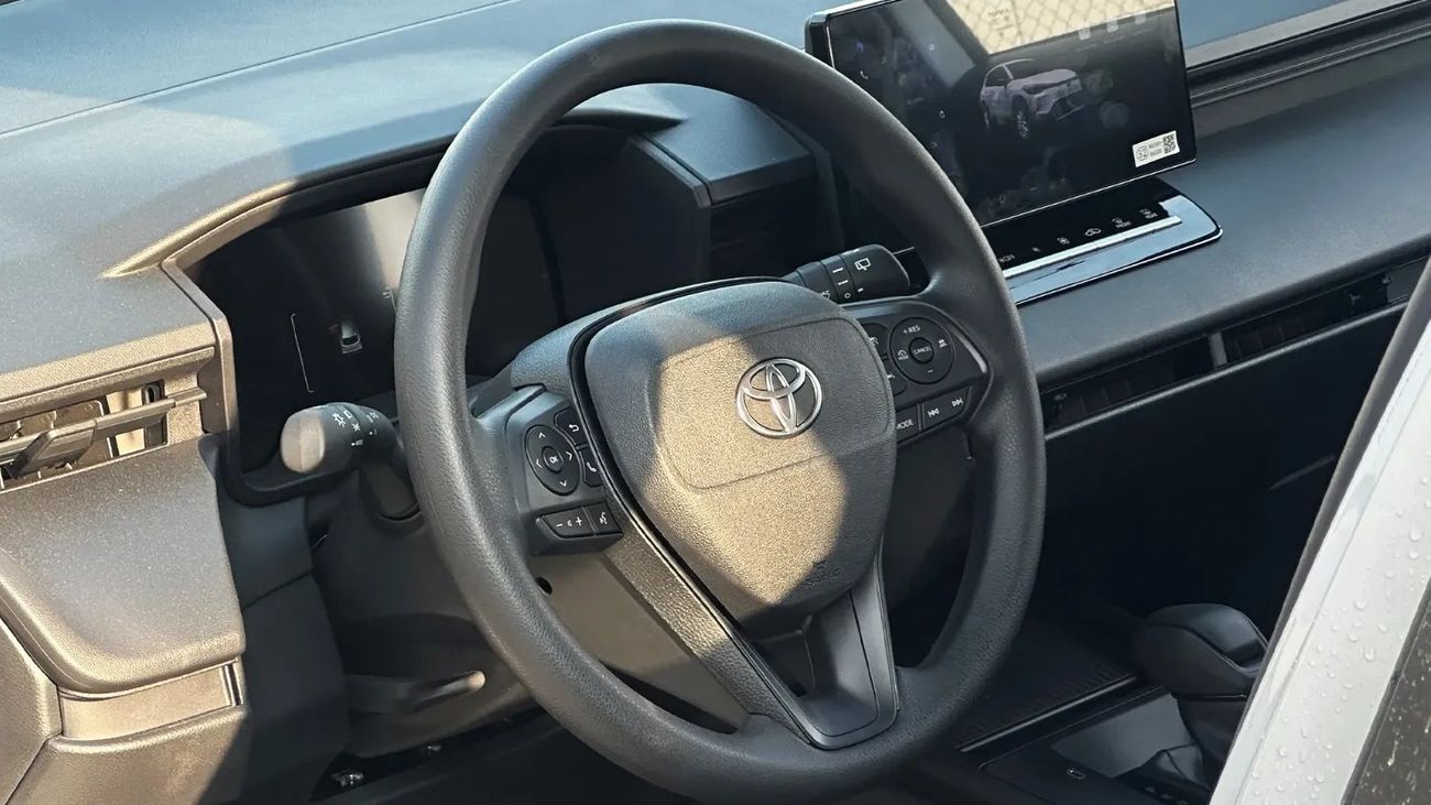 تويوتا كورولا كروس Toyota/COROLLA CROSS/TCC04 2.0L Gasoline Pioneer AT