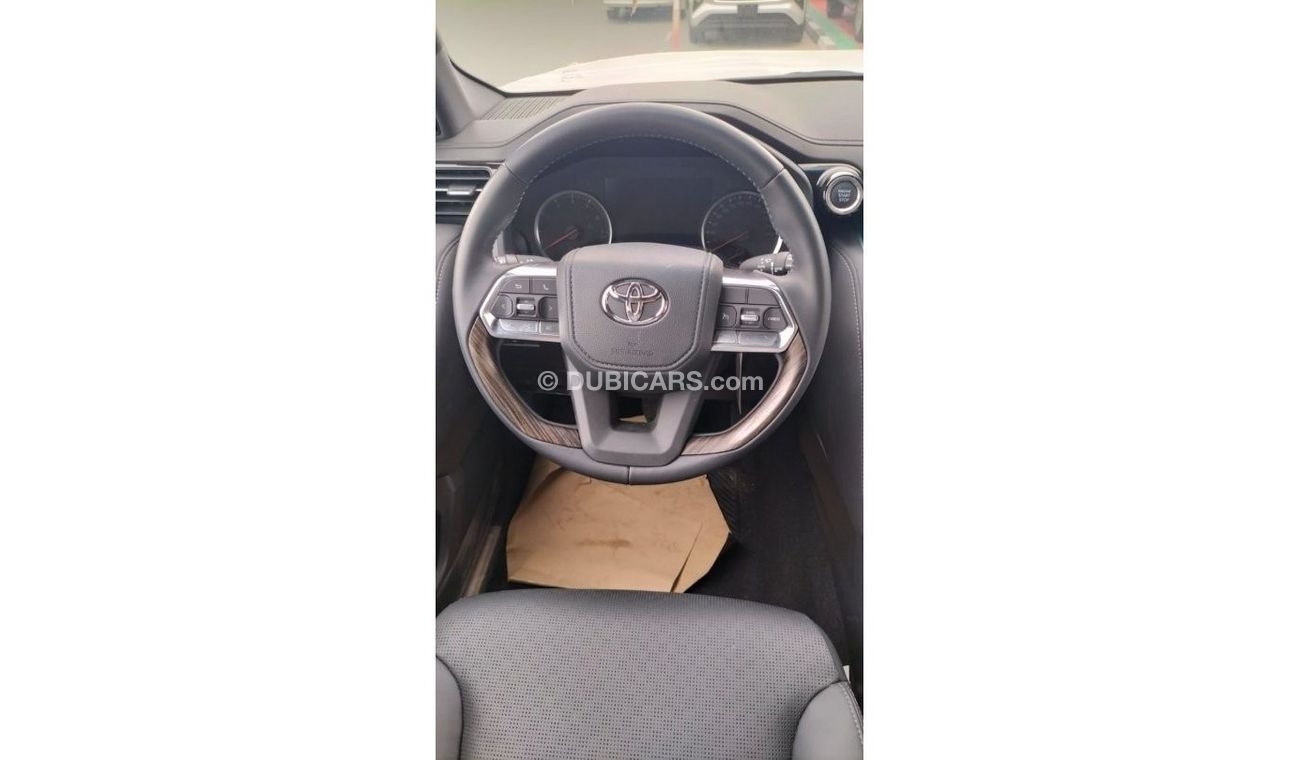 تويوتا لاند كروزر TOYOTA LAND CRUISER 3.5 VX GCC