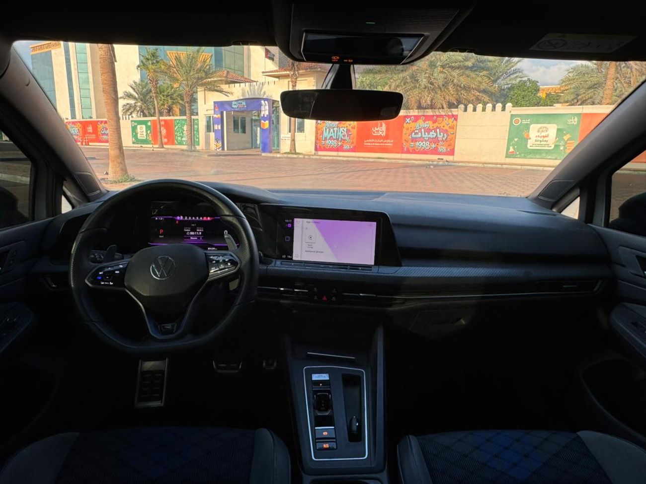 فولكس واجن جولف ار Base 2.0T