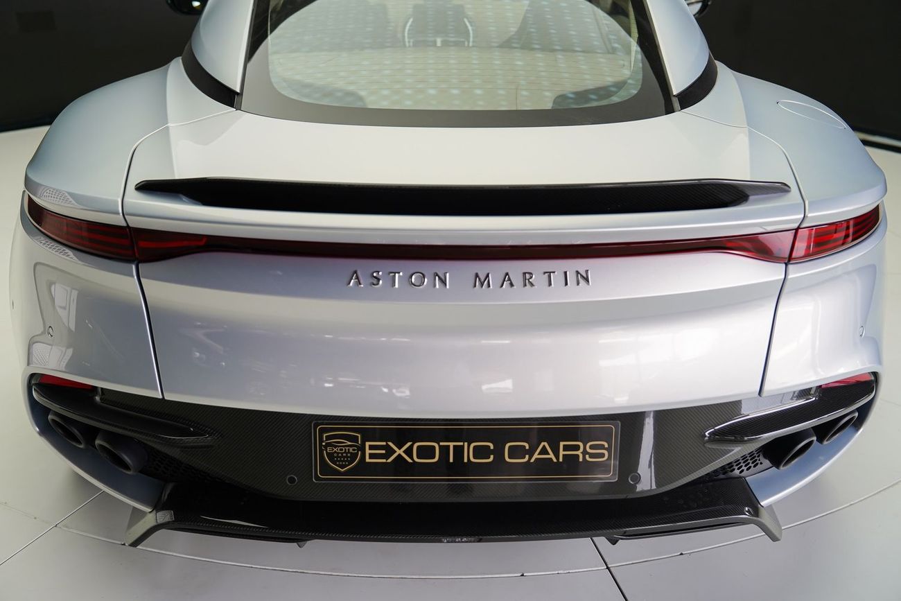 أستون مارتن DBS Superleggera 5.2L