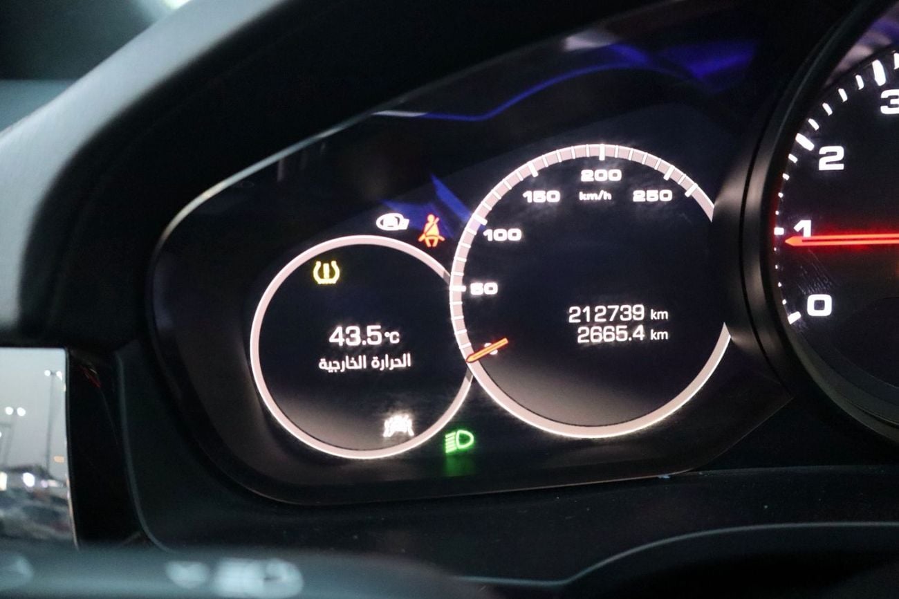 Porsche Cayenne STANDARD
