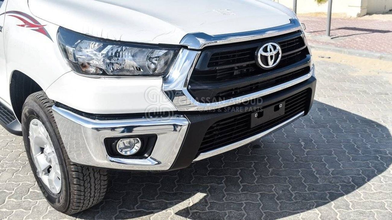 Toyota Hilux Double Cabin, DLX, 2.4L, Diesel