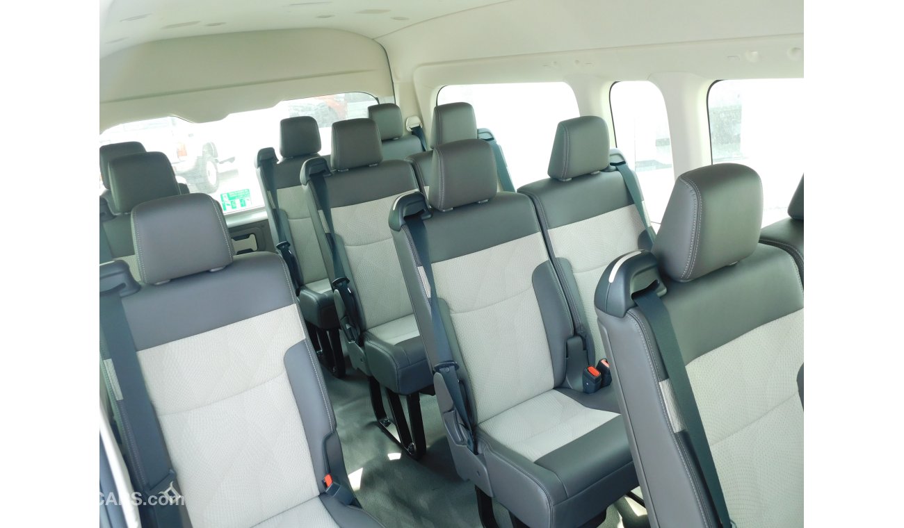 Toyota Hiace High Roof GL 2.8L Bus Diesel 13-Seater A/T