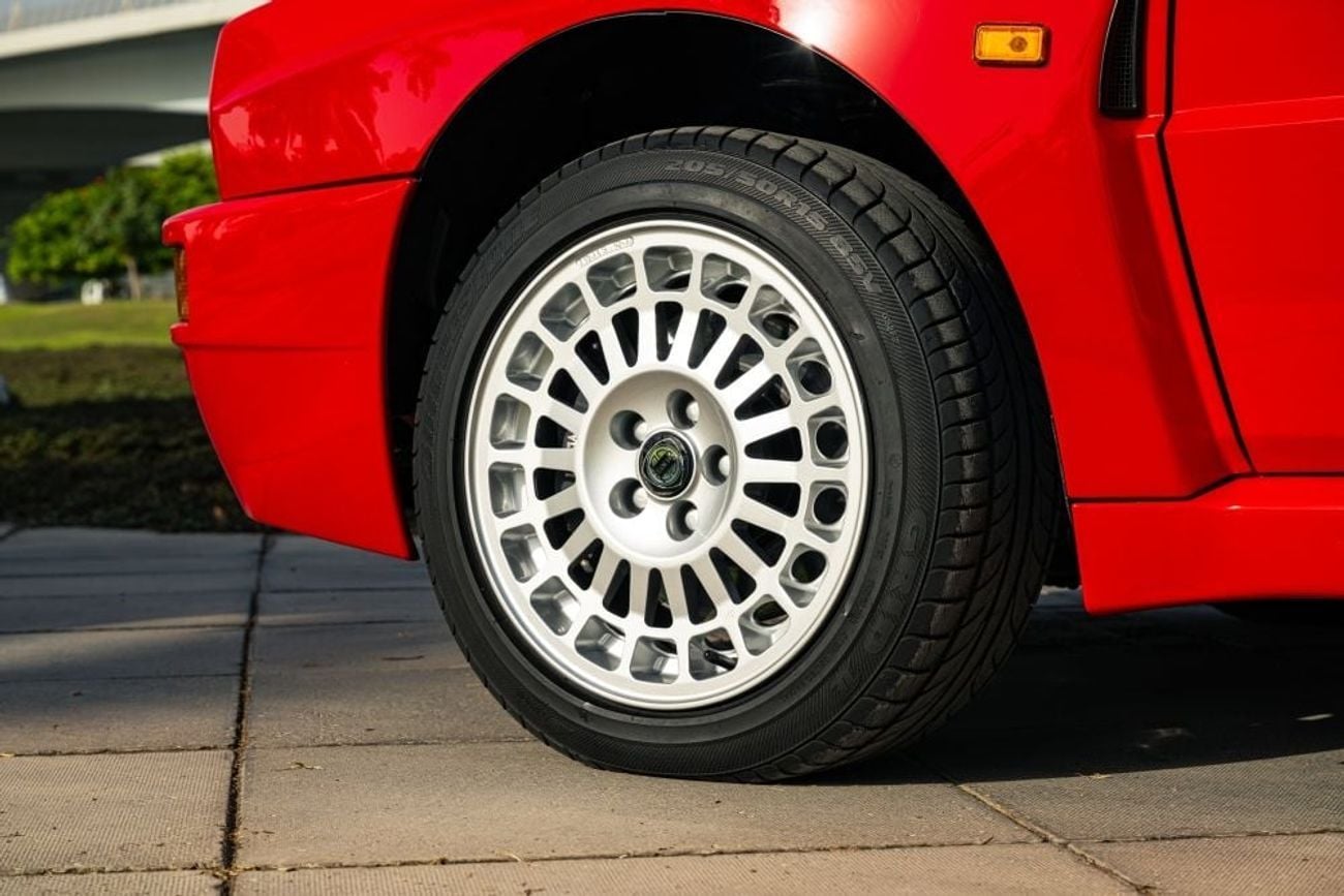 لانسيا دلتا Integrale Evo