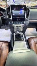 Toyota Land Cruiser GXR 4.0L GXR 5.7L warranty one year bank financie available