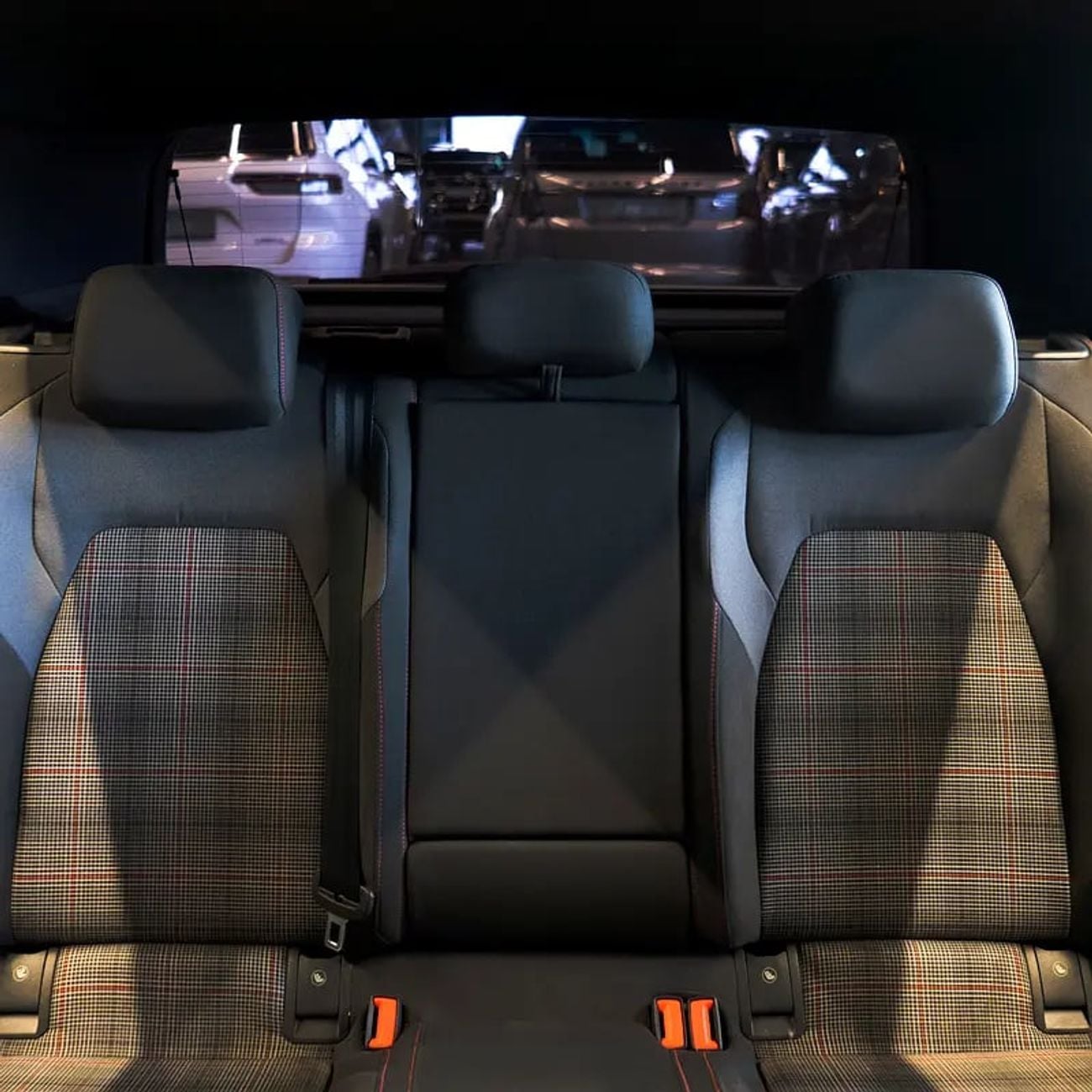 فولكس واجن جولف GTI 2,107 pm • 0% Downpayment • VW GTI • Agency Warranty