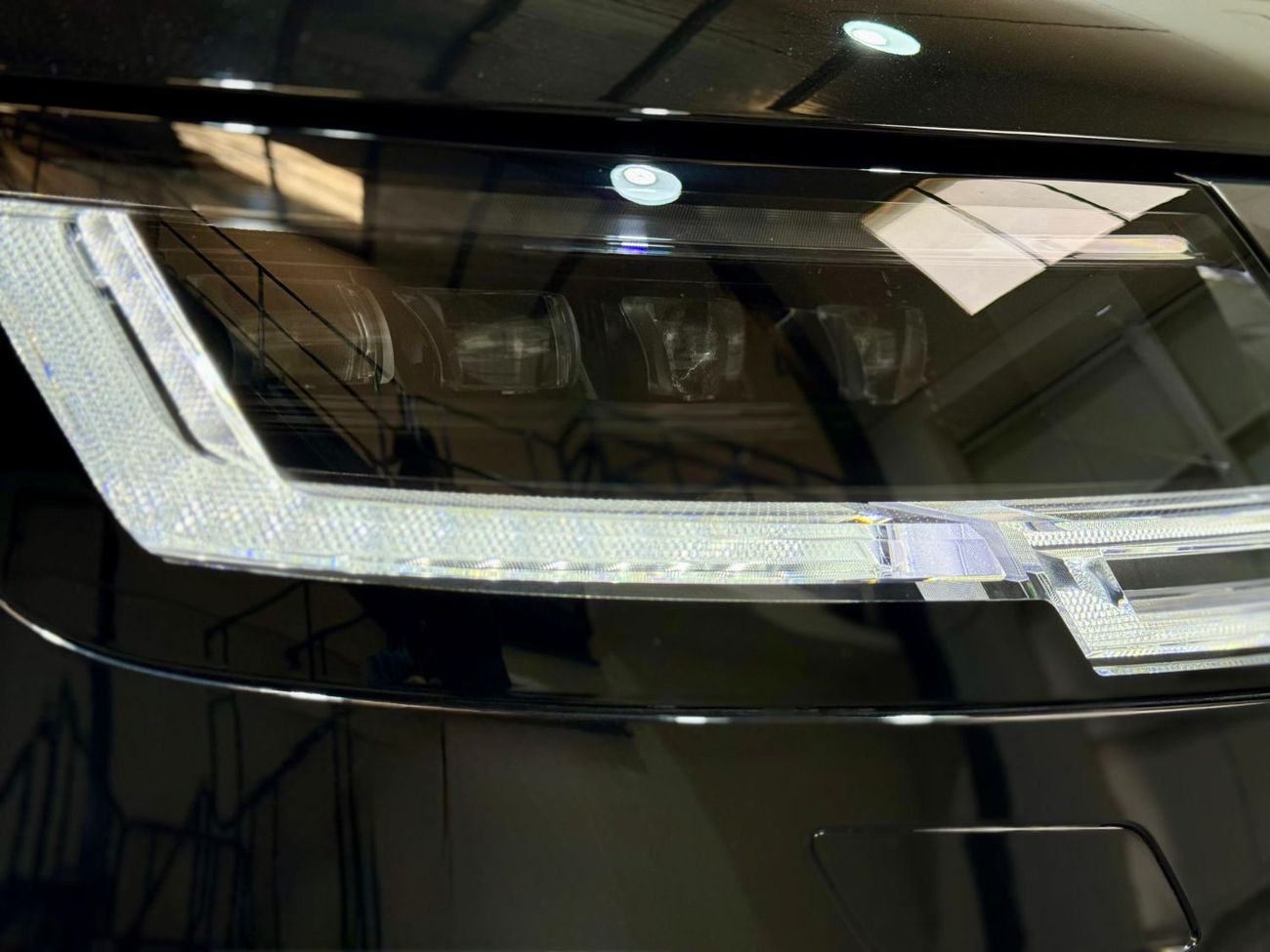 Land Rover Range Rover V8 AUTOBIOGRAPHY 2025