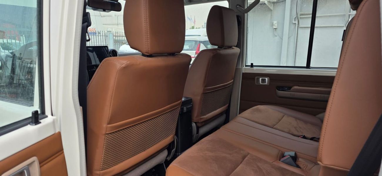 تويوتا لاند كروزر 70 2.8 DIESEL FULL OPTION