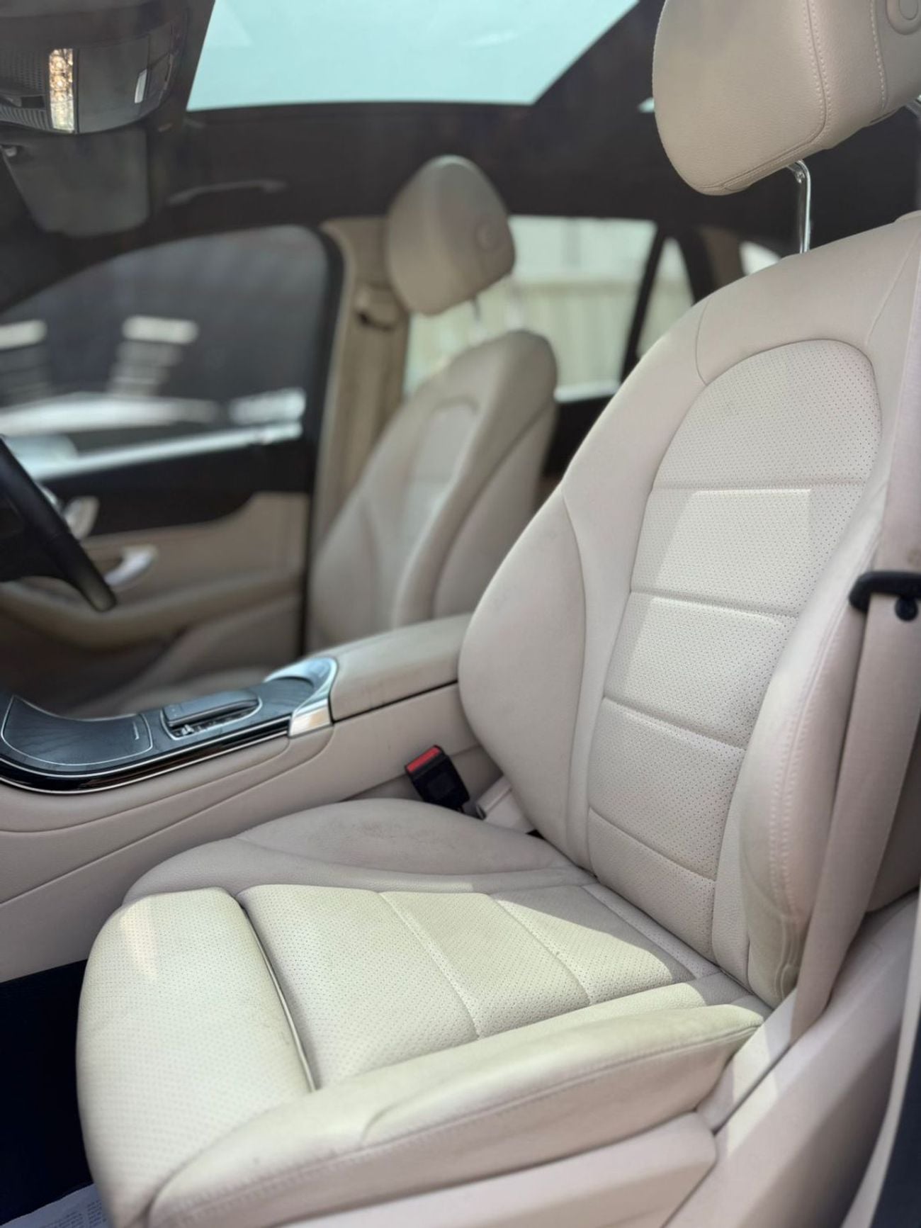 Mercedes-Benz GLC 300 Premium 2.0L