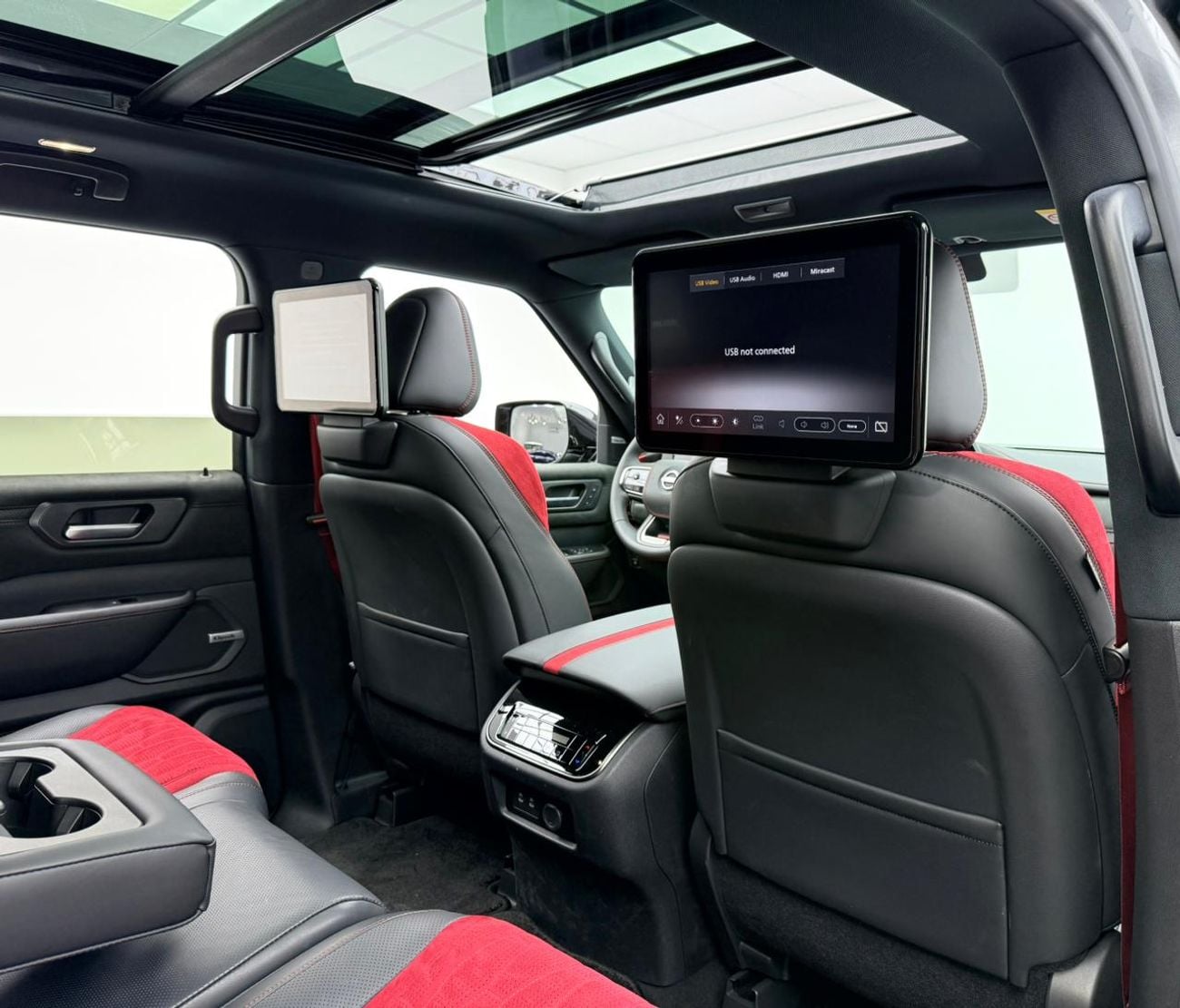 Nissan Patrol NISMO 2026 Nissan Patrol Nismo, Nissan Warranty+Service Contract, Like New, GCC