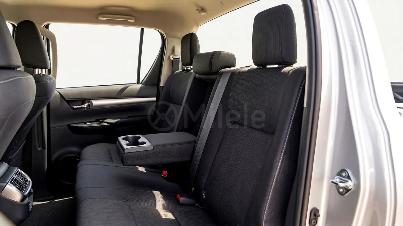 Toyota Hilux ADVENTURE | 2-YEAR WARRANTY + SERVICE AVAILABLE | IN-HOUSE FINANCING | 0% DOWNPAYMENT (BANK)