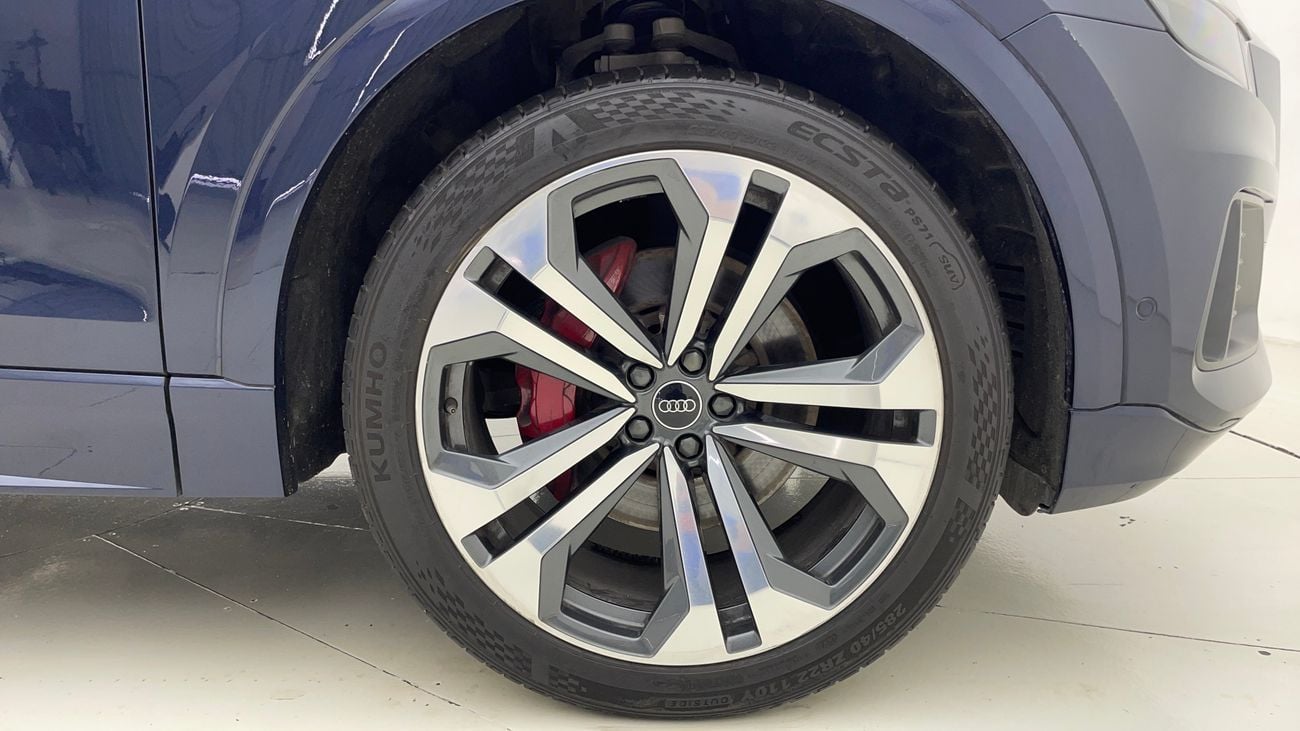 Audi Q8 55 TFSI quattro S-Line sports & Black Gloss package 3.0L (340 HP) 2023 55 TFSI QUATTRO | AED 3357/Mo