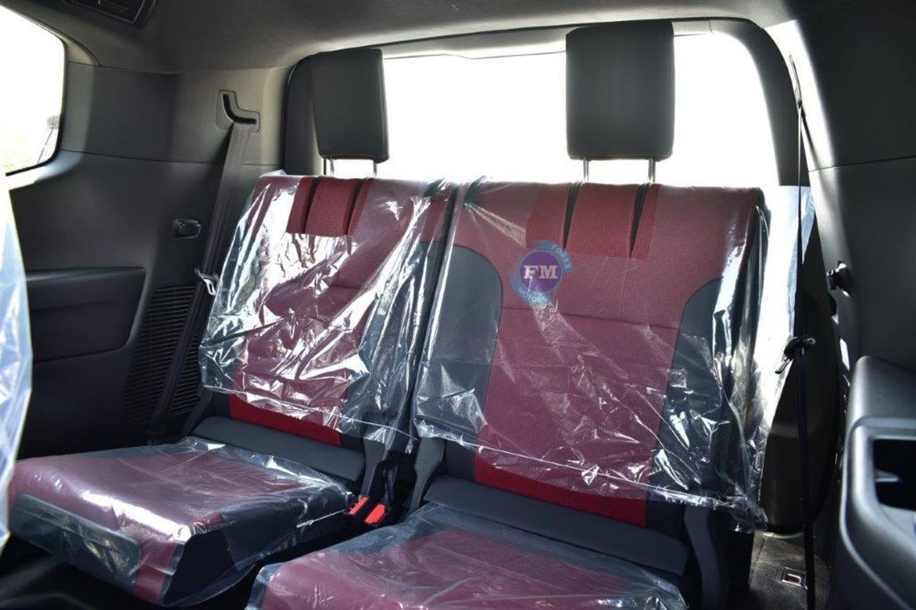 تويوتا لاند كروزر 300 GR Sport V6 3.3L Diesel Automatic