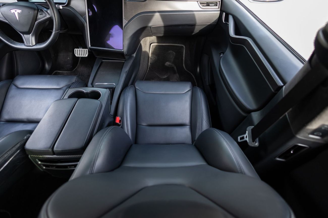 تسلا موديل اكس Performance