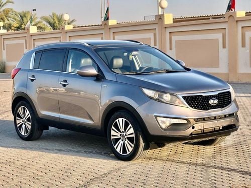 Kia Sportage EX Top Sportage 2015 Top of range GCC free accident 100%