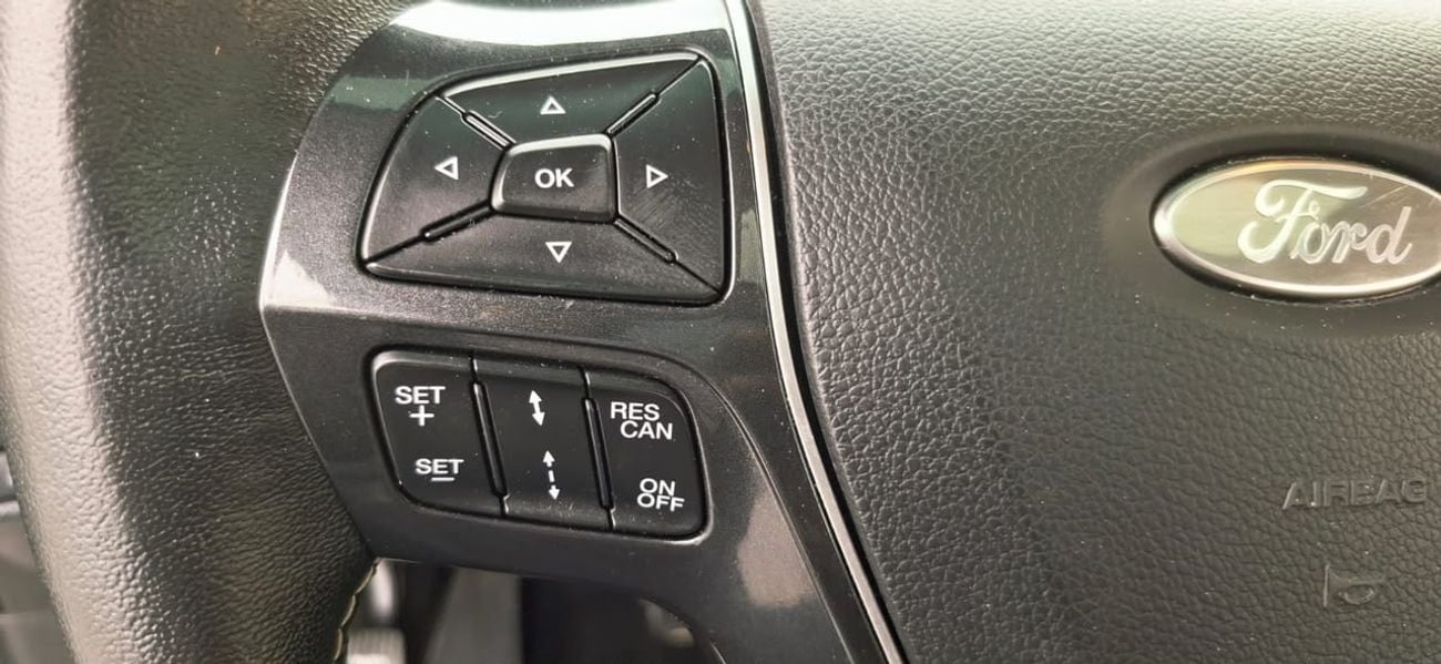 Ford Explorer LIMITED Paltinum