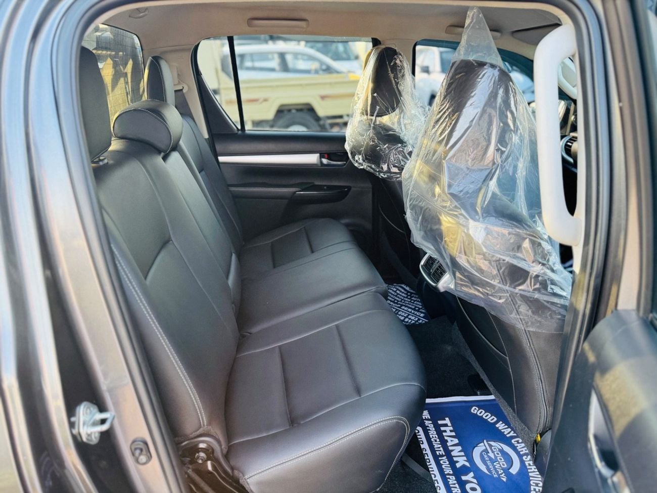 تويوتا هيلوكس Full option top of the range