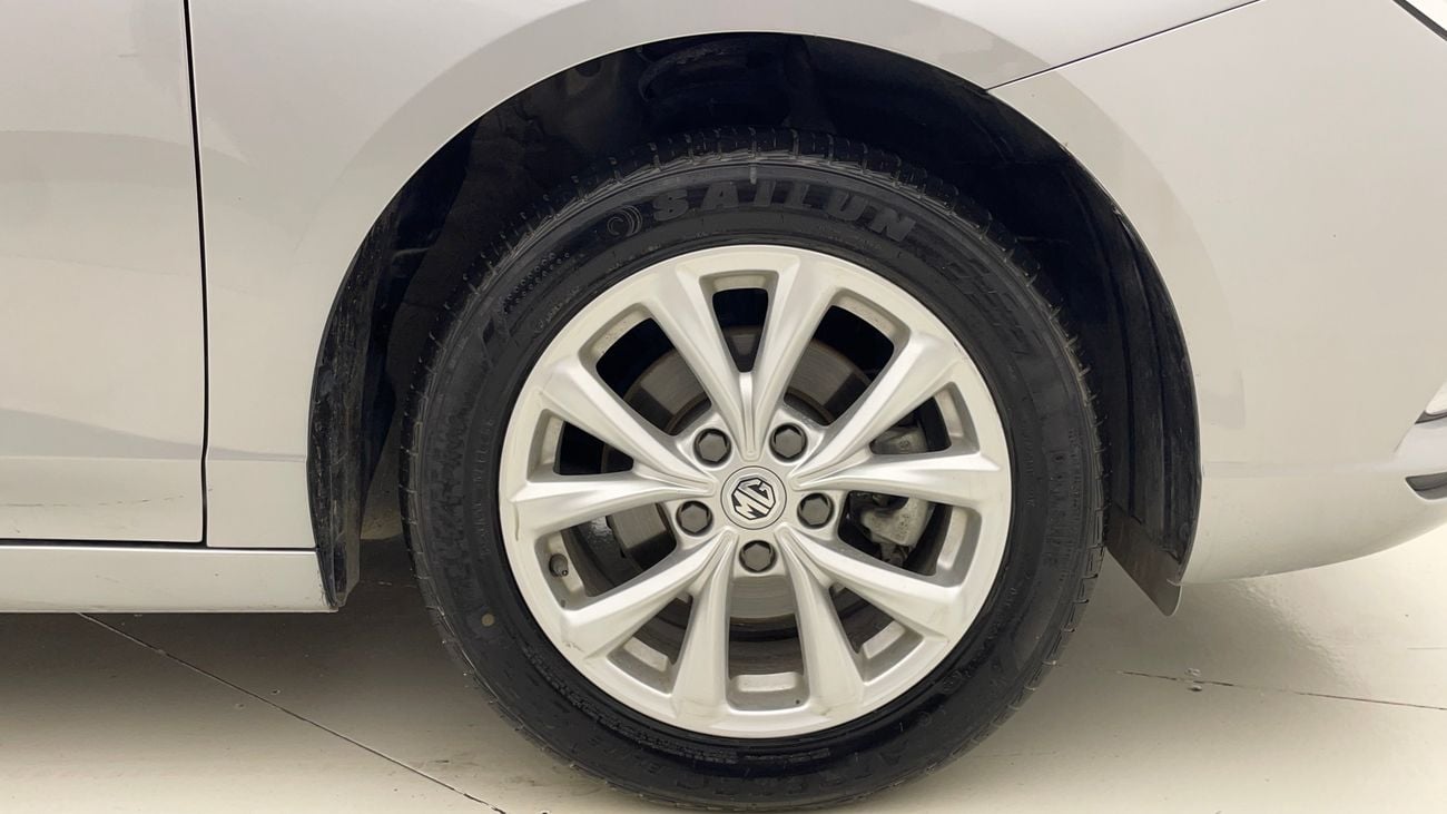 أم جي 5 STD 1.5 | بدون دفعة مقدمة | اختبار القيادة في المنزل