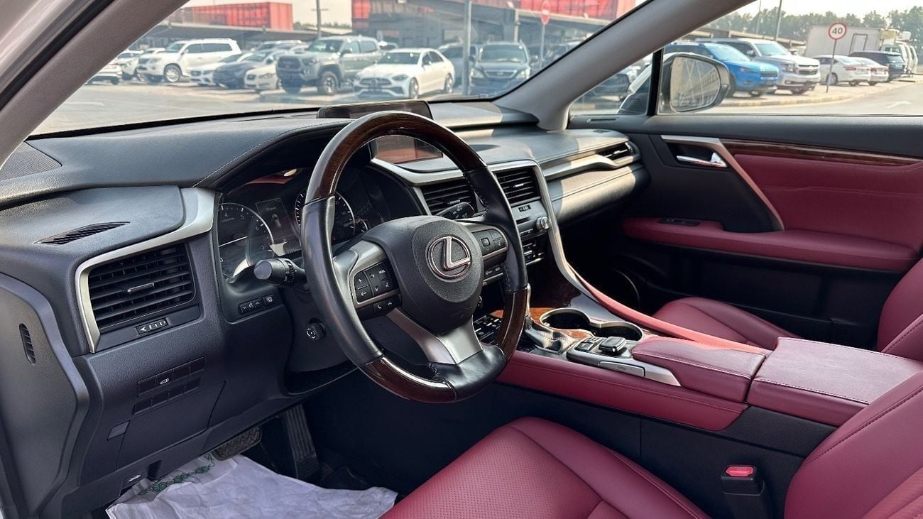 لكزس RX 350 Premier 3.5L (296 HP)