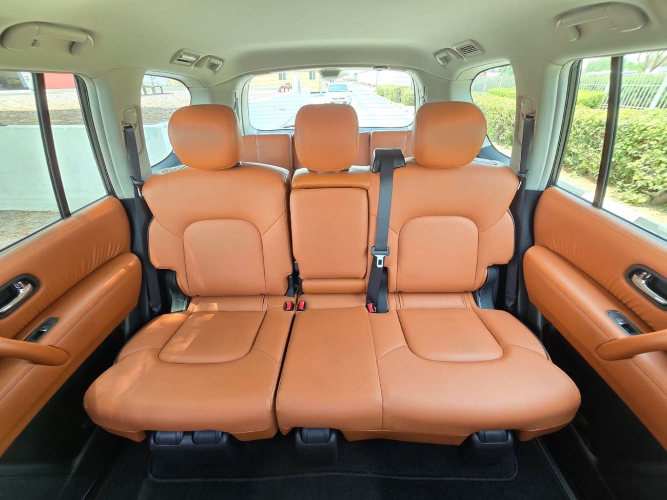 Nissan Patrol SE TITANIUM 2022 GCC LOW MILEAGE FULL SERVICE HISTORY SINGLE OWNER WITH AGENCY WARRANTY IN MINT CONDITION