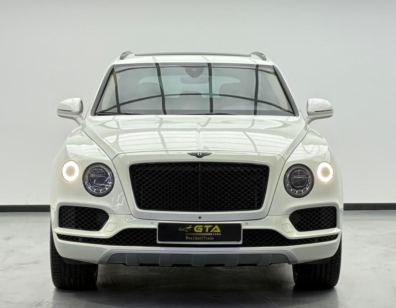 Bentley Bentayga 2018 Bentley Bentayga W12, Service History, Fully Loaded, Excellent Condition, GCC