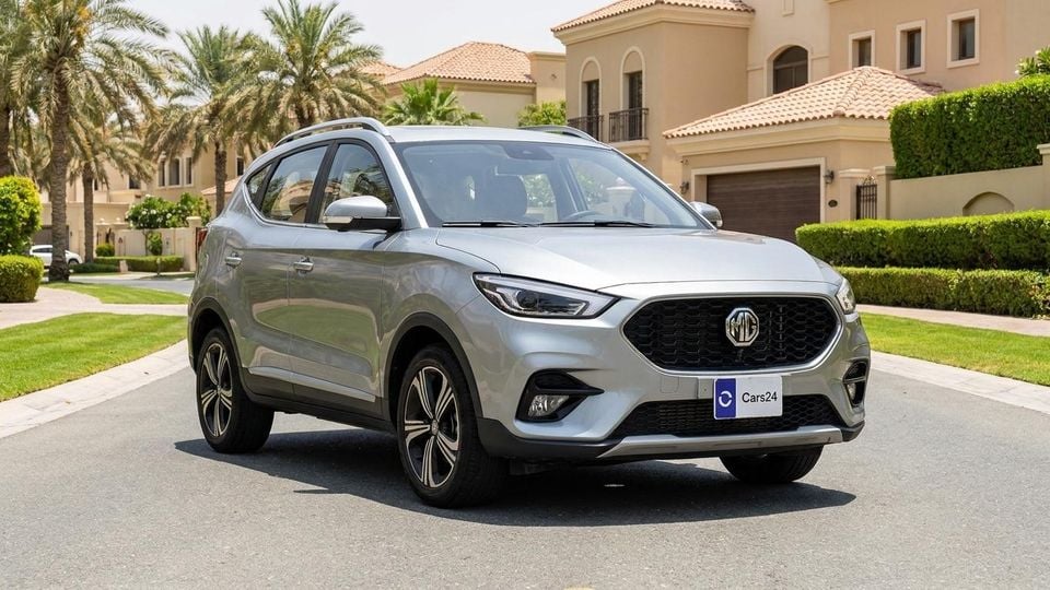 MG ZS LUX