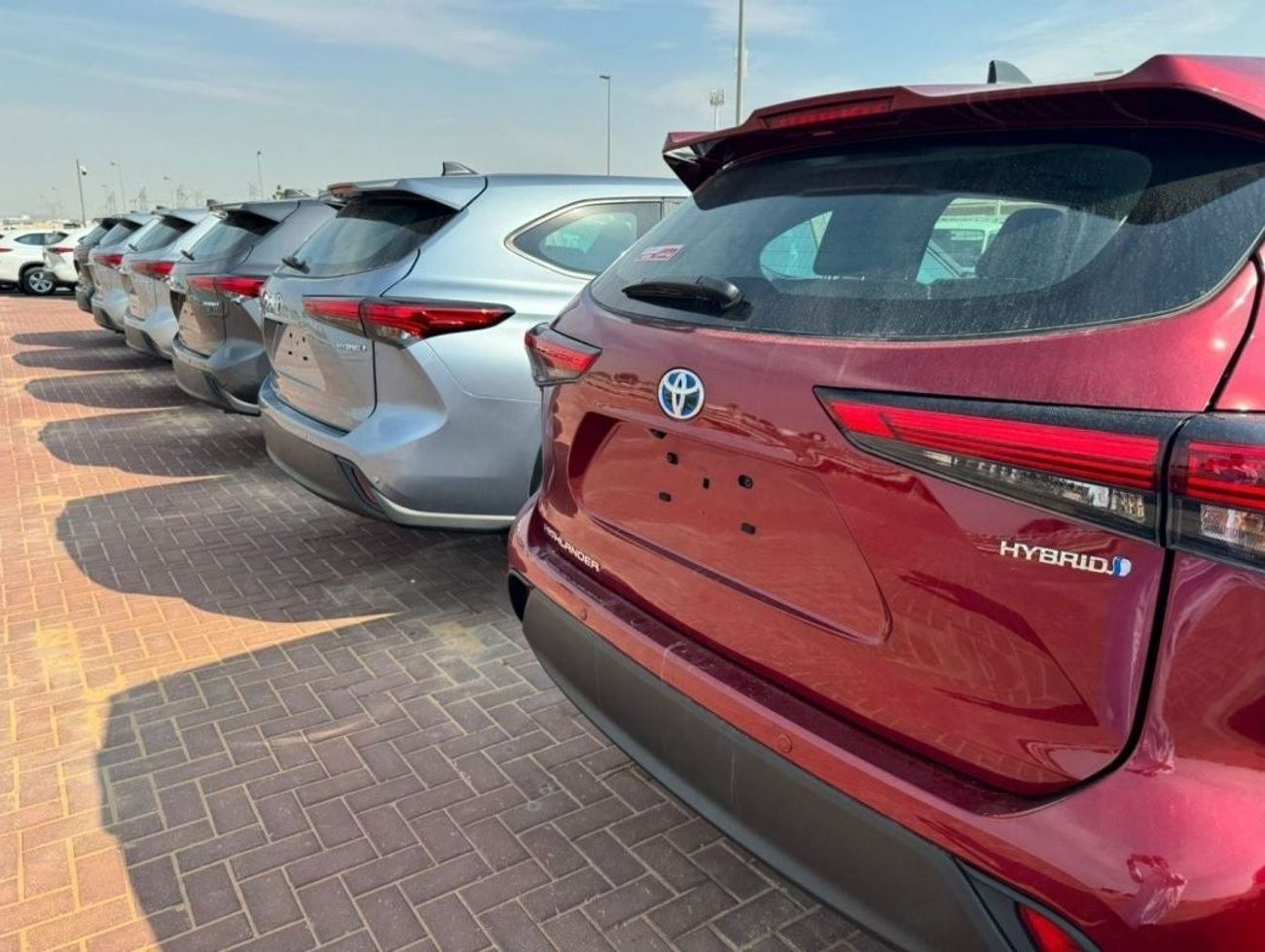 Toyota Highlander 2.5L HYBRID AUTOMATIC ZERO KM