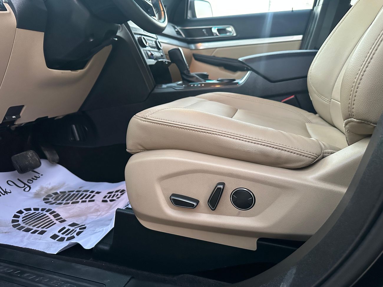 Ford Explorer XLT V4 2.3L