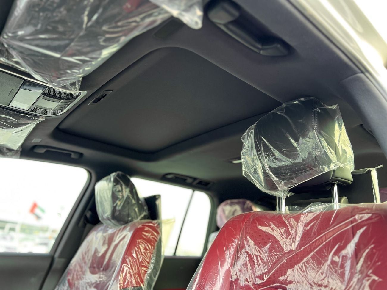 تويوتا لاند كروزر EXPORT ONLY - Toyota LC300 VXR 3.3L DSL (GCC Specification)