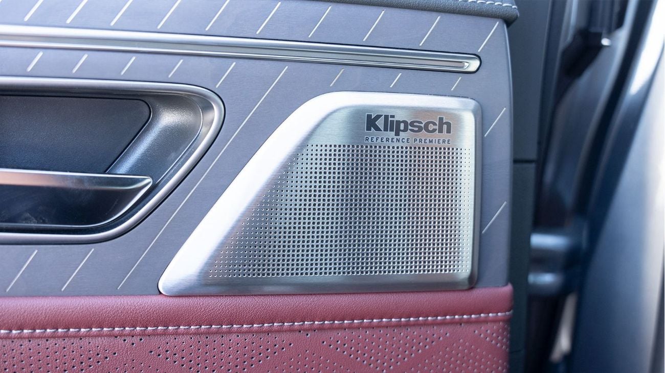 Infiniti QX80 2026 Infiniti QX80 Autograph with Captain Seat (Gray-Red)